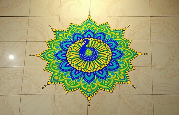 Peacock Motif (7x5 Grid)